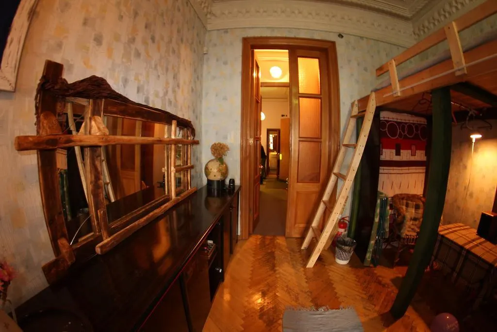 Roots Kiev Hostel