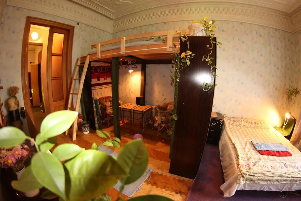 Roots Kiev Hostel Ukraine